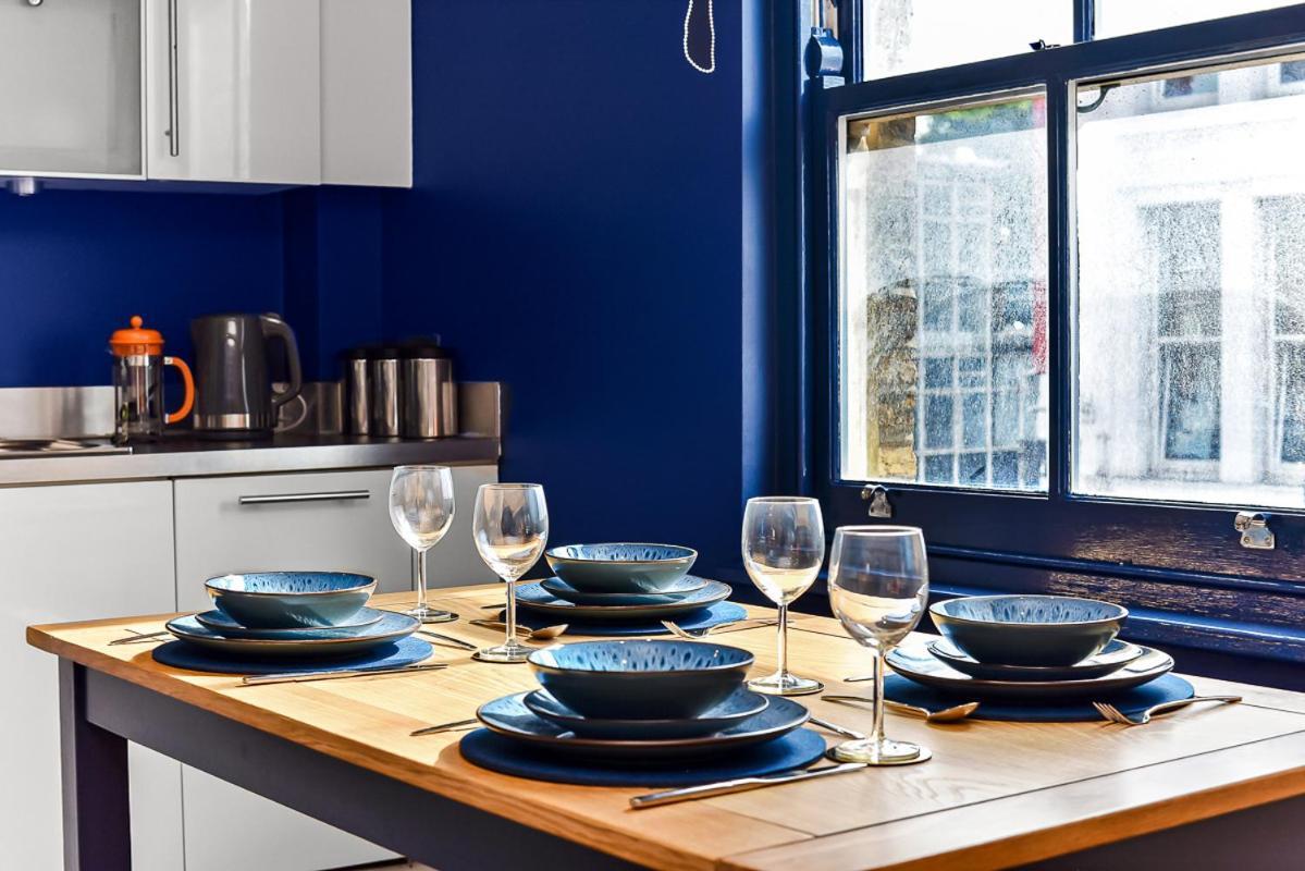 Spacious Cosy 2 Bed Flat, Londra